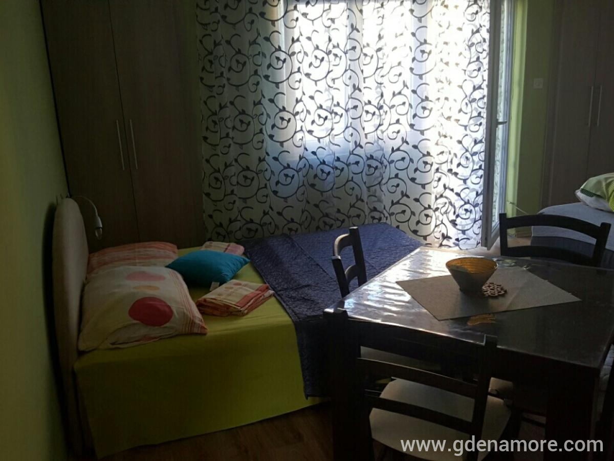Tivat apartmani, privatni smeštaj u mestu Tivat, Crna Gora